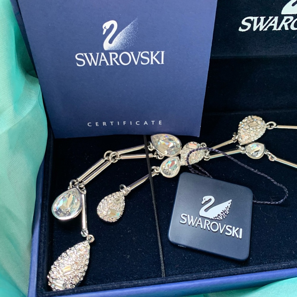Stunning Swarovski Necklace